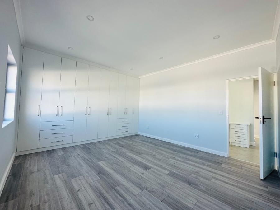 3 Bedroom Property for Sale in Sandown Western Cape